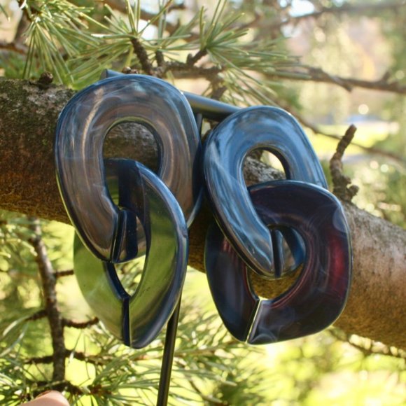 New Navy Tortoise Layered Circle Chain Earrings - Picture 4 of 9